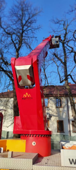 Podnośnik koszowy 30m