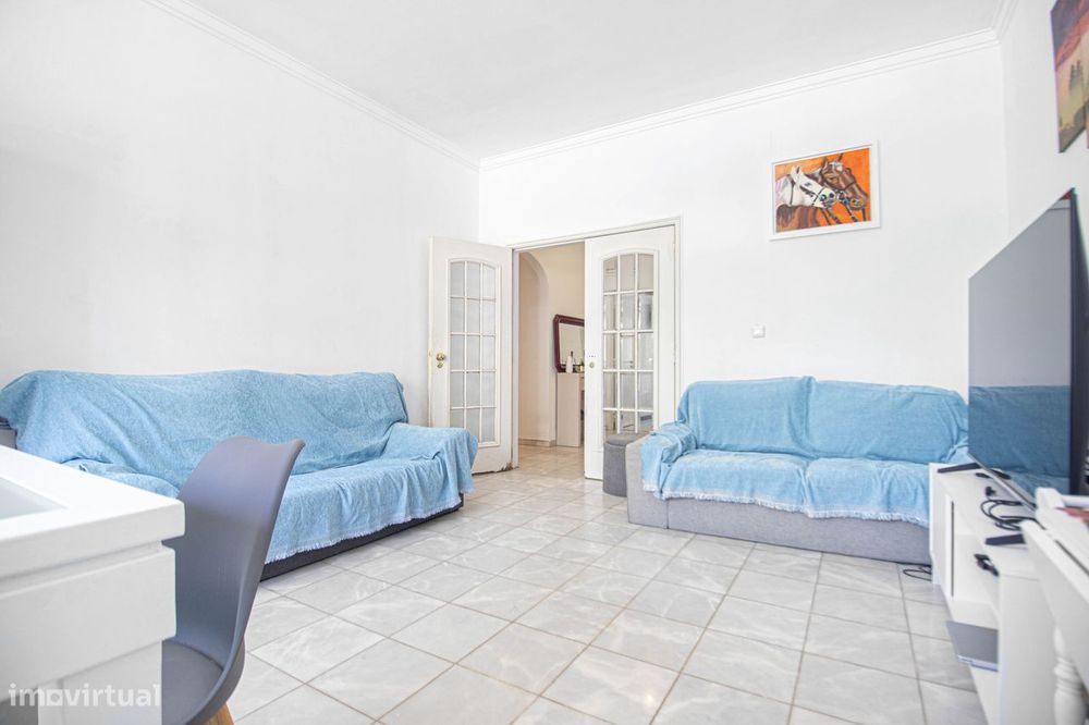 Apartamento T4 - Algés