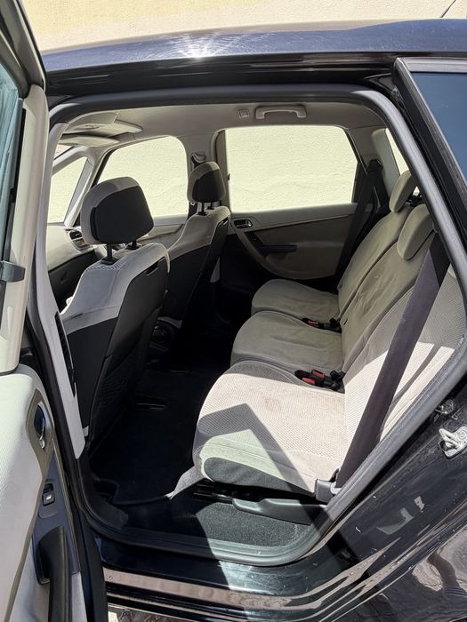 Citroën C4 Picasso 1.6 HDi Automático 2008 – Excelente Estado – €4.500