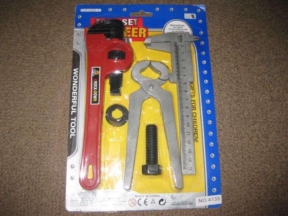 7 Brinquedos para Menino/Novos e Embalados!