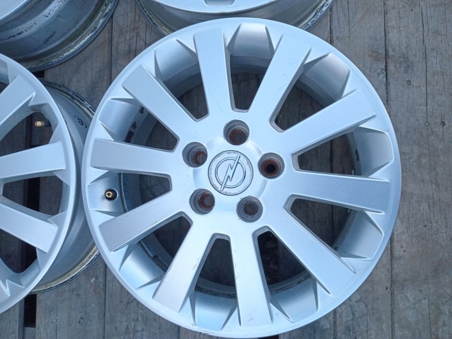 Диски легкосплавні Opel r16 6j ET49.
