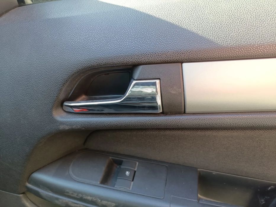 Puxador interior porta frente direito OPEL Astra H GTC (L08)