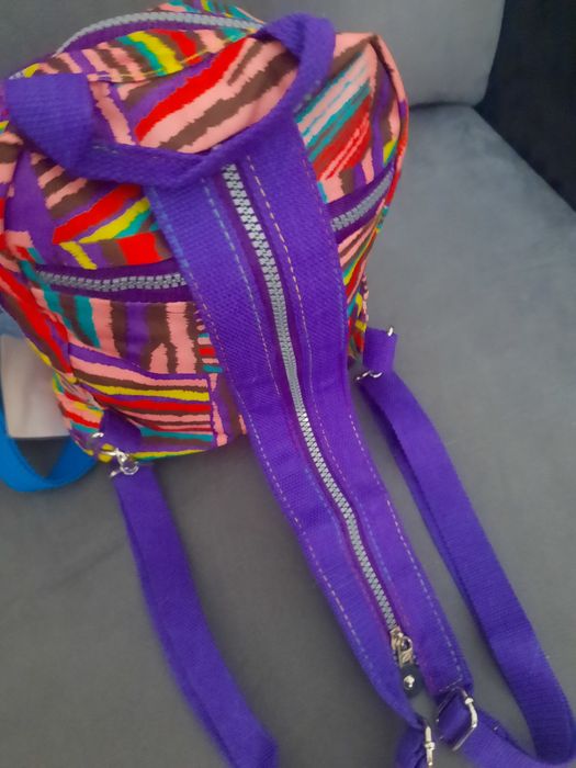 Mochilas juvenis novas lindissimas