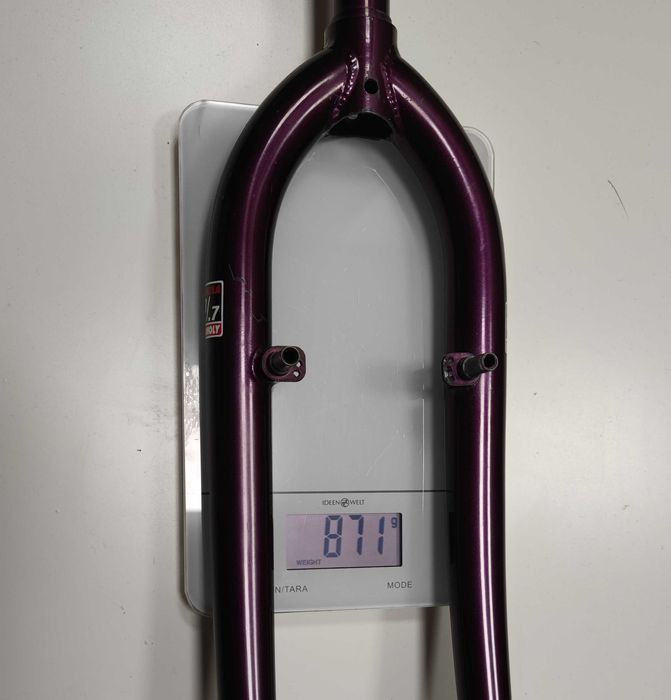 Rarytas sztywny widelec Univega 1" stalowy 26" Formula ahead 871g