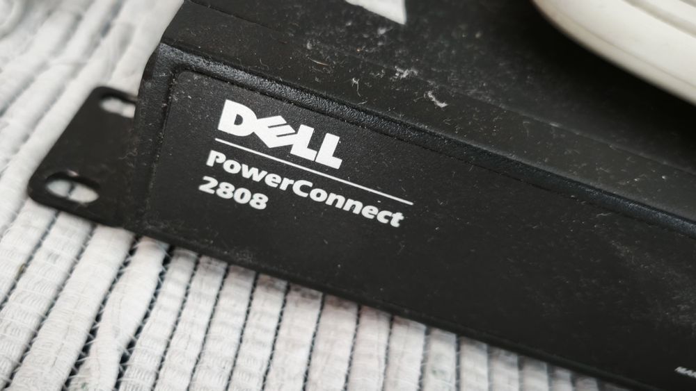 Router TP-Link tl-wr841N e Switch Dell 2808 gigabit e gerenciavel
