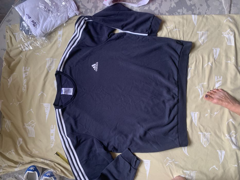 Оригінал. Стан ідеал. Без дефнктів. мужской спортивный свитшот Adidas Essentials 3-Stripes (артикул модели IJ6469 / GK9079).