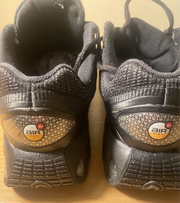 Крлссовки унисекс Nike Air Max Dn 36-37 размер