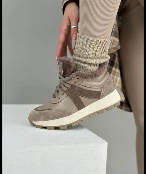 Жіночі зимові кросівки з натуральної шкіри та замші