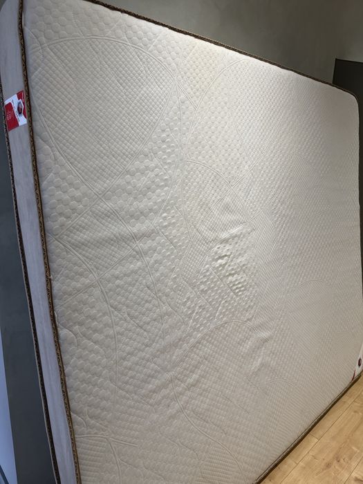 Ортопедичний матрац Infinity Vega 200x180. Стан ідеальний!