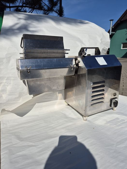 Kotleciarka elektryczna do mięsa