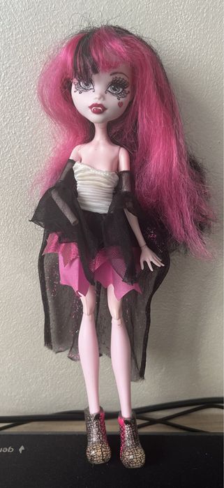 Sprzedam lalke Monster High Ghouls Rule Draculaura