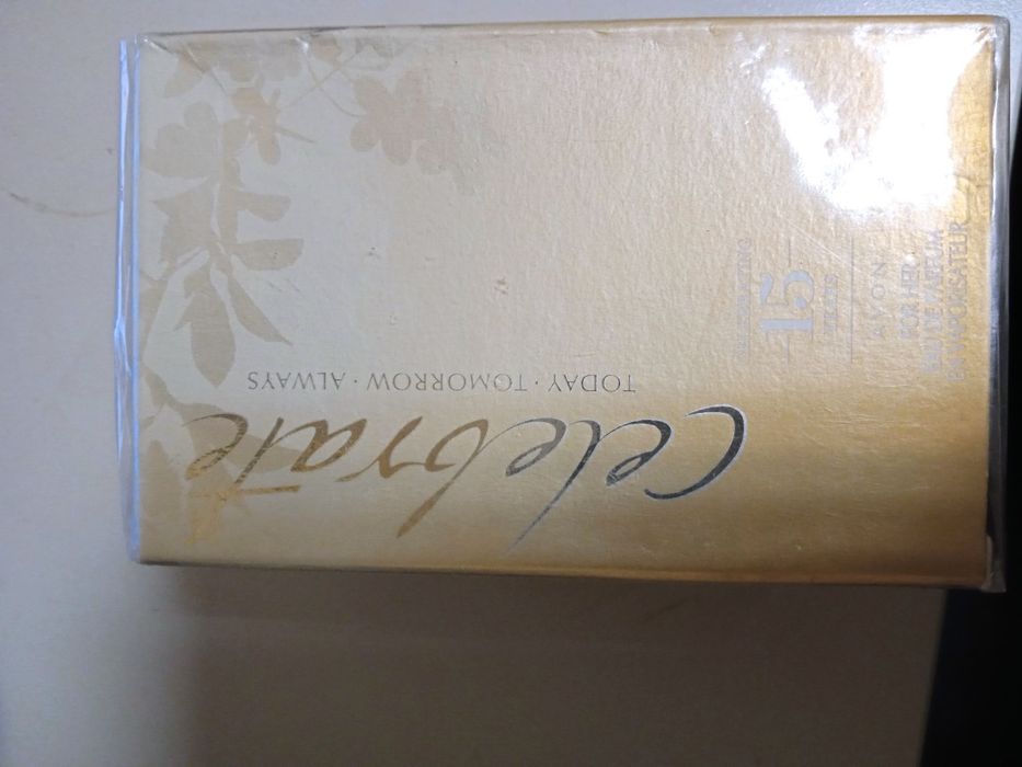 Avon TTA Celebrate dla niej 50ml