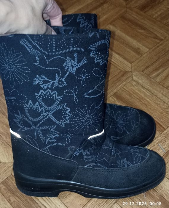 Зимові чоботи Kuoma р.36 — дитячі / для жінки з маленькою ногою