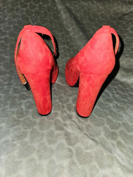 Sapatos de saltо, tamanho 38