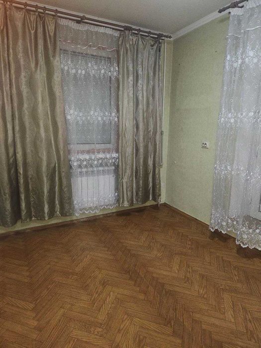 Срочно!! Продам 3 квартиру в Песочине Надия