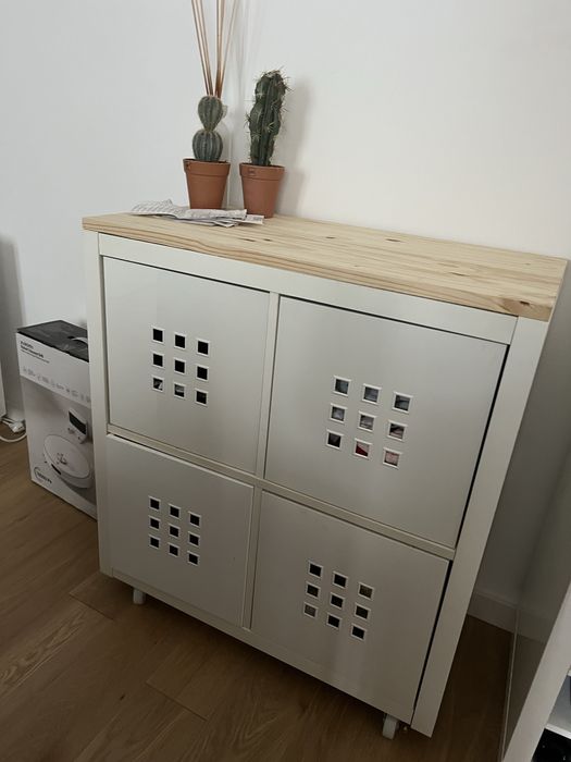 Movel 4 cubos ikea kallax c rodas e sem caixas