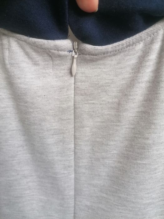 Sukienka szara dzianinowa 134 cekiny Coolclub