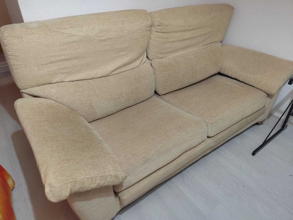 Sofá com destacável