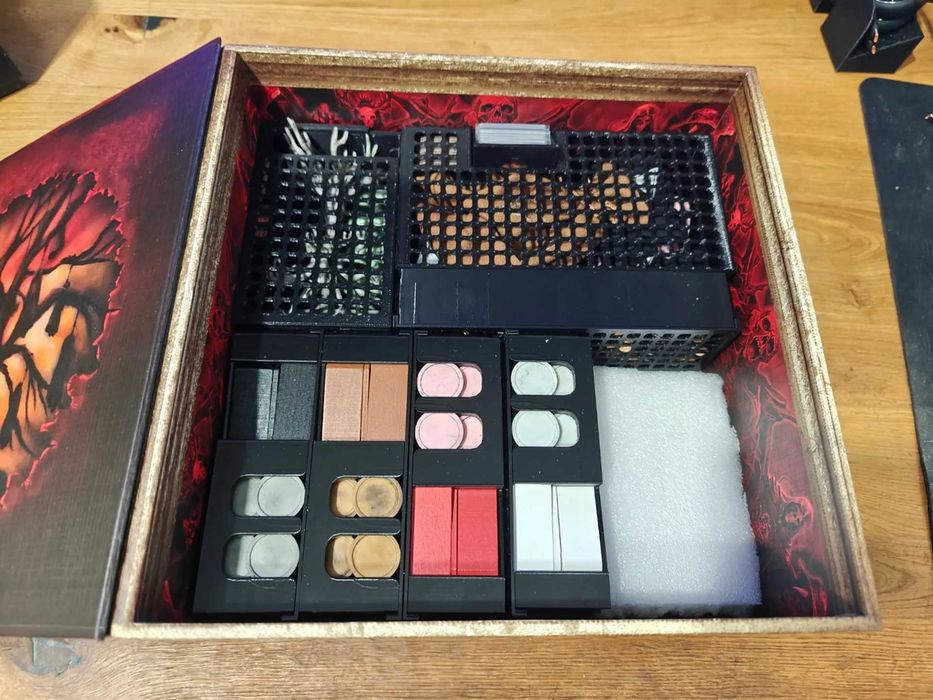 Insert  Organizer  do gry planszowej Dark Blood