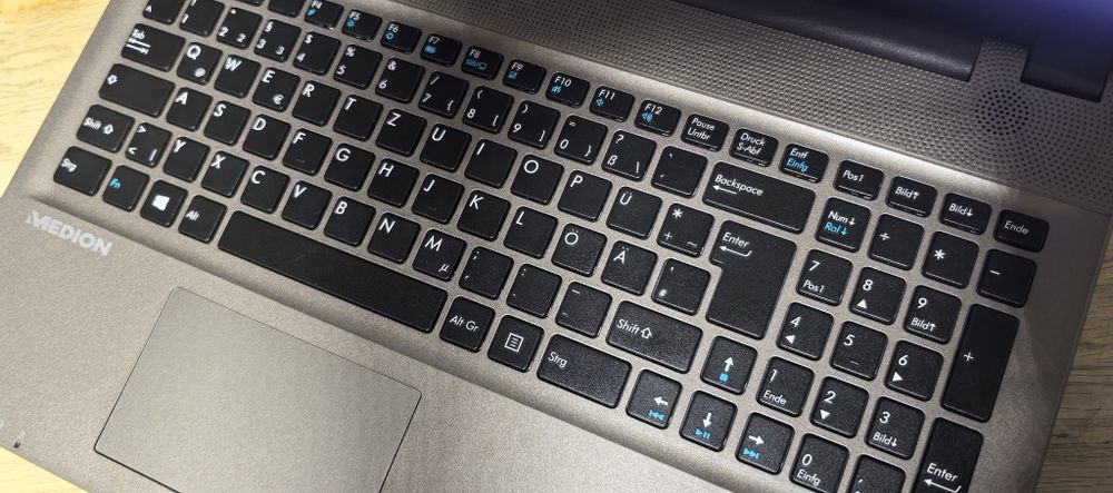 Ноутбук Medion E6416/i3-5010U/Ram 4Gb/HDD No/Дефект