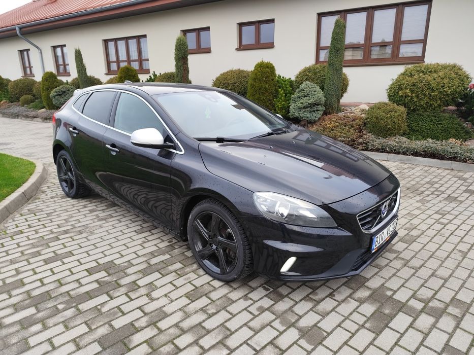 VOLVO V40 R-Design 2.0 D3 150ps,Świeżo sprowadzony,Serwis do końca.