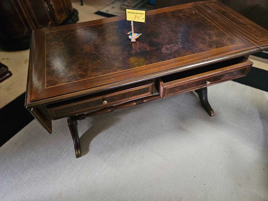 Mesa de centro, extensivel - Com marcas de uso