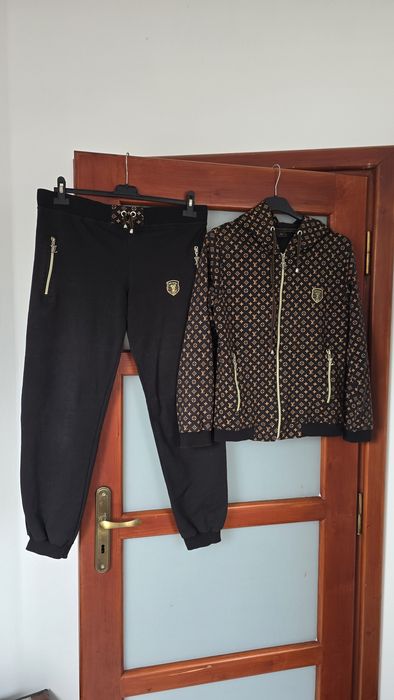 Dres damski LV rozmiar S M L bluza spodnie dresowe komplet zestaw