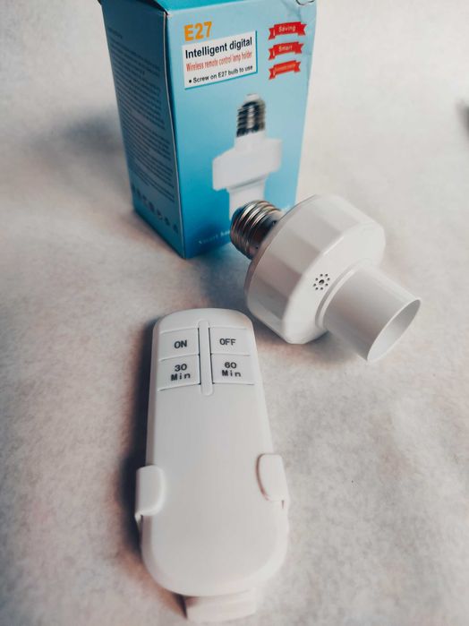 Перемикач для лампи E27 з таймером і пультом дистанційного керування