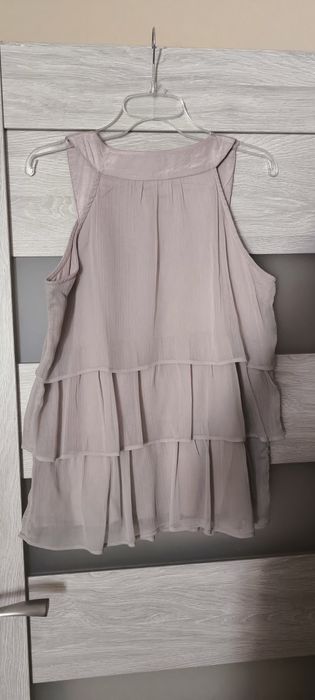 Bluzka damska z aplikacją.