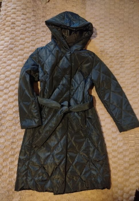 Подовжена курточка, нова