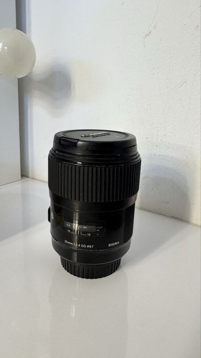 Продам обʼєктив Sigma 35mm f/1.4 DG HSM Art (для Canon)