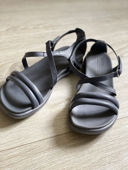 Босоніжки Ecco 37