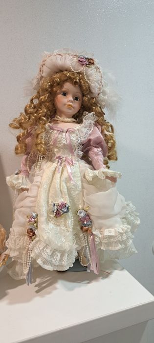 Lalka porcelanowa