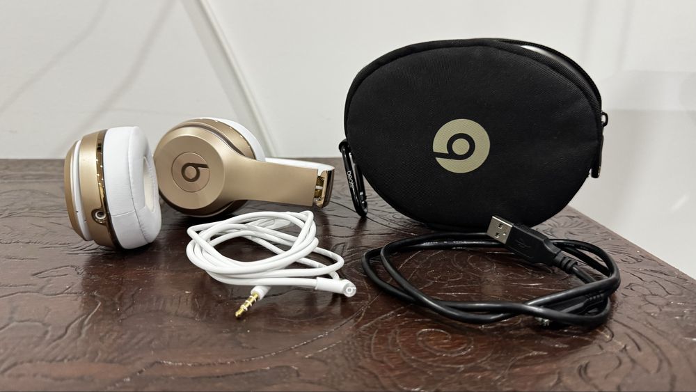 Auriculares Beats 3 como novos .