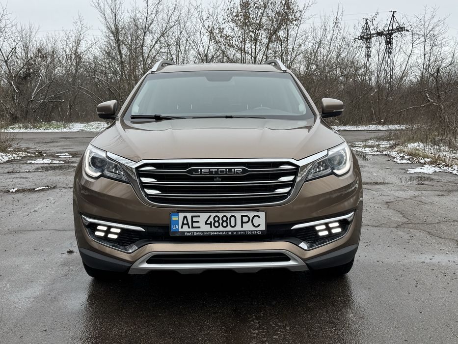 Продам гарний автомобіль Jetour