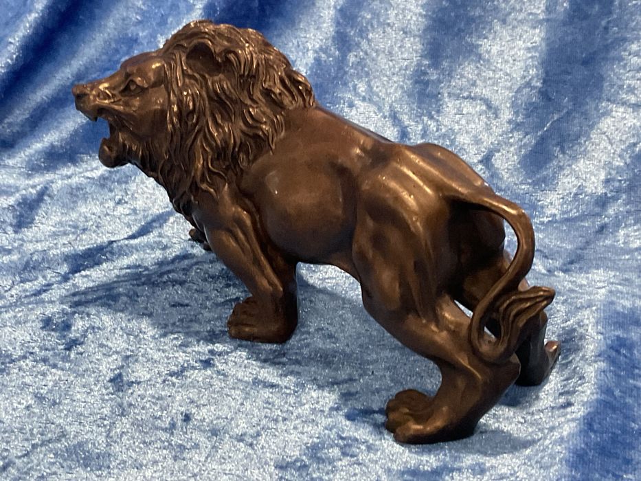 Bronze leão com 16 cm ,anúncios abaixo