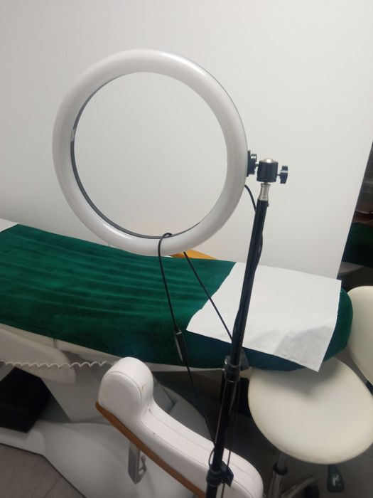 Lampa pierścieniowa