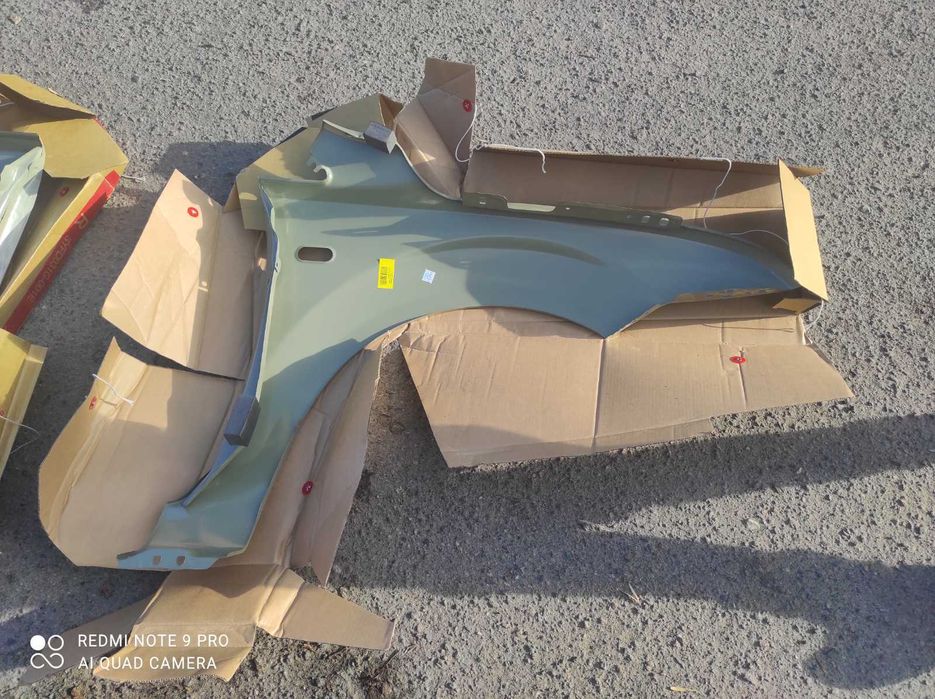 Крыло крило переднє Ford Focus MK II Фокус мк2