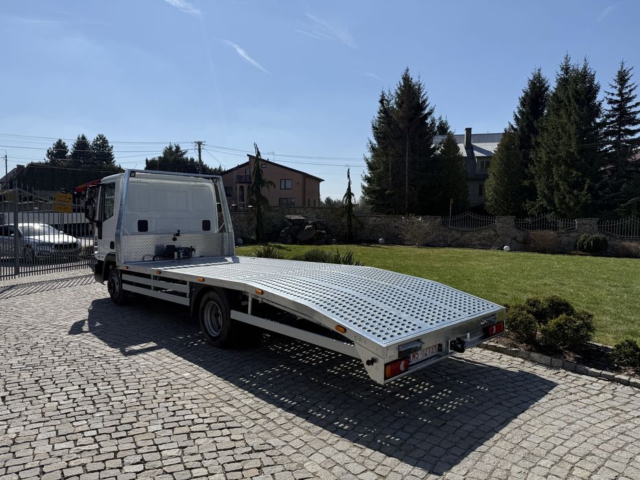 Zabudowa laweta pomoc drogowa ciężarowa mercedes atego iveco daily eur