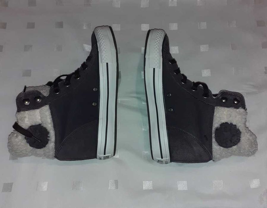 Демисезон. Холодный демисезон - Зима. Фирменная обувь. Размер 38, 38,5