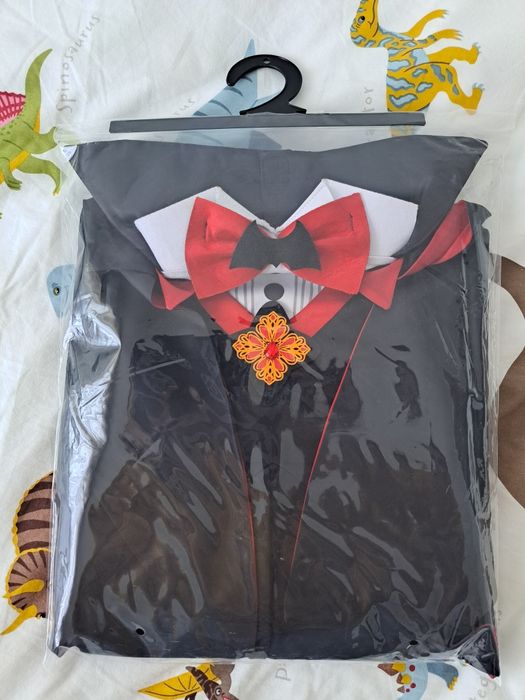 Fato de vampiro 3, 4 anos