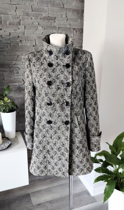 Elegancki piękny płaszcz damski rozmiar M/L