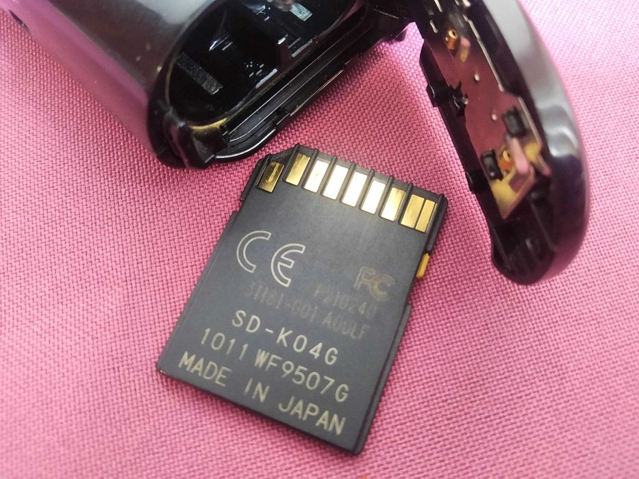 Цифровий Samsung ES28