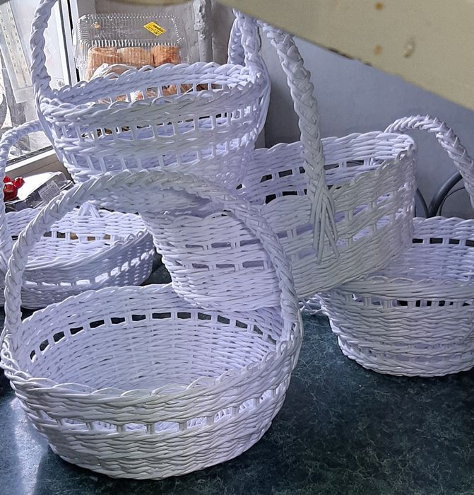 Плетеные  корзинки для водохреща, короба, шкатулки