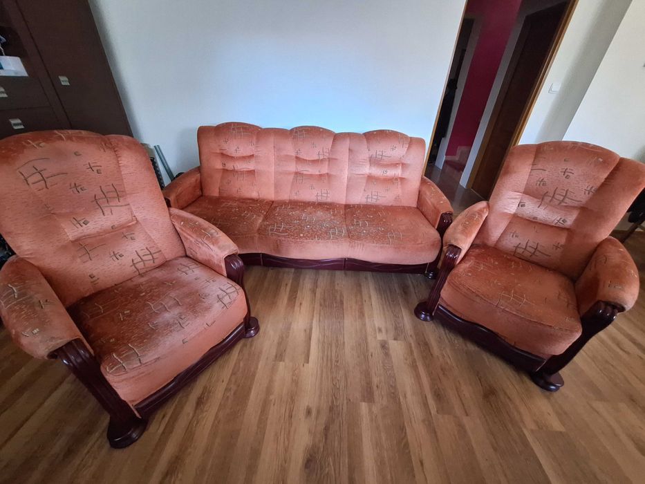 Sofa z funkcją spania plus dwa fotele