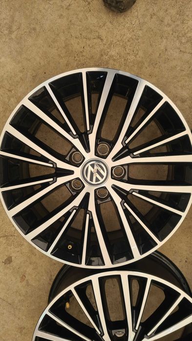 Felgi aluminiowe VOLKSWAGEN TOURAN GOLF ! 17 Cali ! MONTAŻ!
