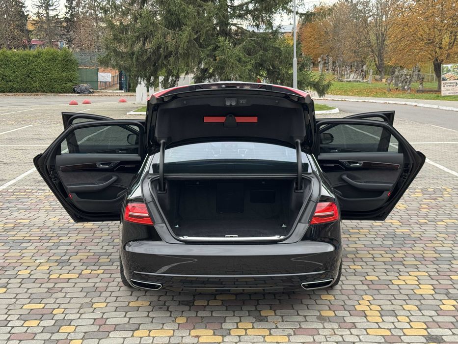 Audi A8 Long 2018 свіжопригнана