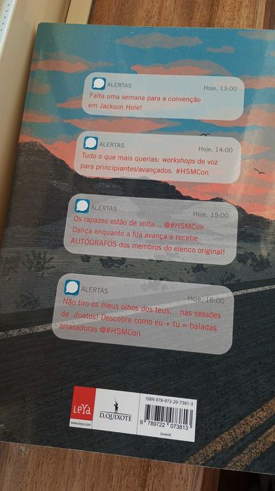 Livros: "High School Musical" e "Nova Iorque num minuto"