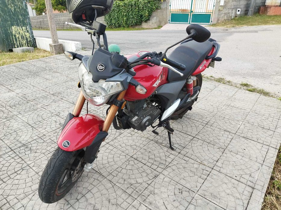 Mota Keeway RKV 125