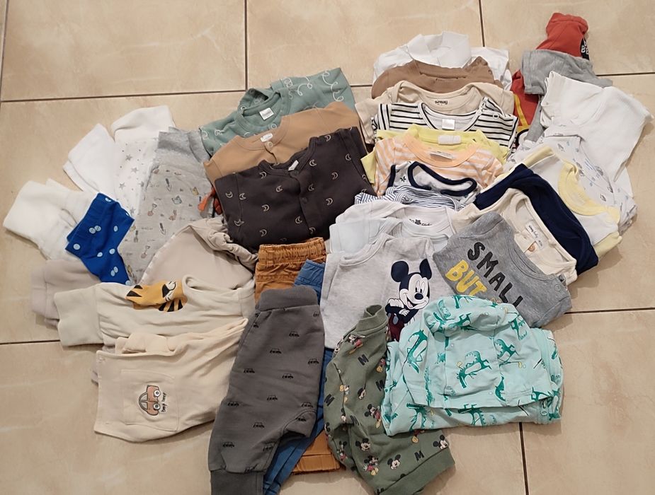 Ubranka niemowlęce dla chłopca paczka 56-68